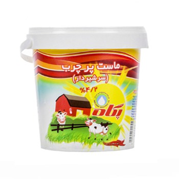 ماست پرچرب سرشیردار پگاه 1400 گرمی